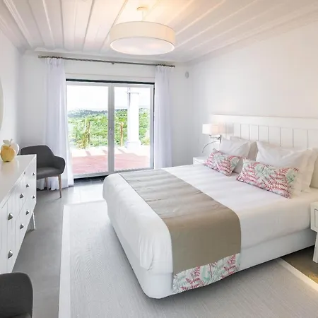 Sleeps 6 Pool Wifi Villa Aroal