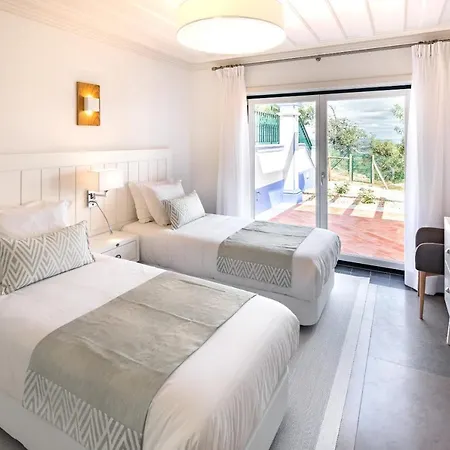 Sleeps 6 Pool Wifi Vila *